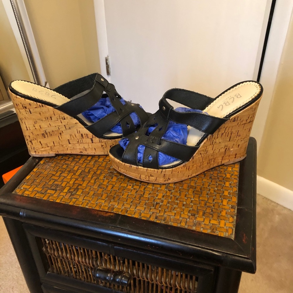 Shoes - Picture 3 of 5